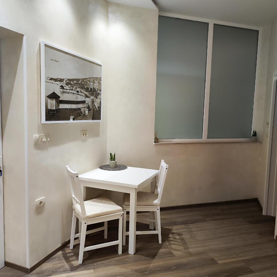 Apartma Veneziano Rose Apartment *